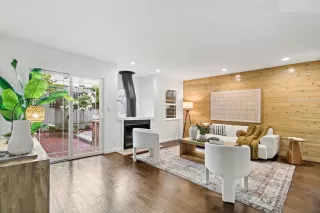 Photo #6: ML82008816 Listing 