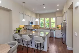 Photo #6: ML82008833 Listing 