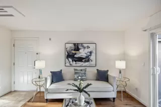 Photo #6: ML82008890 Listing 