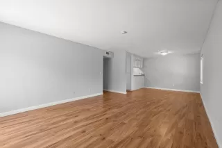 Photo #3: ML82008908 Listing 