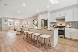 Photo #3: ML82008910 Listing 