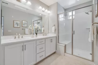 Photo #5: ML82008910 Listing 