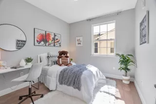 Photo #6: ML82008910 Listing 