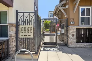 Photo #2: ML82008916 Listing 