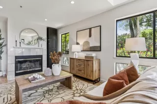 Photo #2: ML82008968 Listing