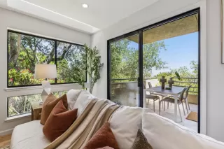 Photo #4: ML82008968 Listing