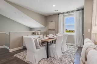 Photo #2: ML82008996 Listing