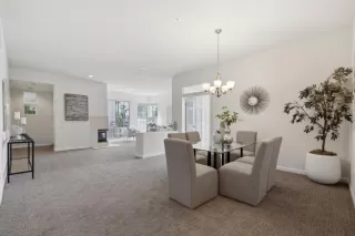 Photo #4: ML82009003 Listing 