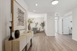 Photo #5: ML82009003 Listing 