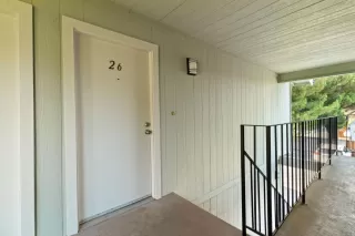 Photo #5: ML82009055 Listing 