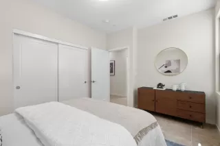 Photo #5: ML82009057 Listing 