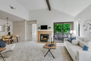 Photo #6: ML82009058 Listing 