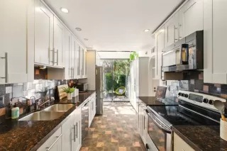 Photo #6: ML82009076 Listing