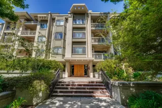 More Details about MLS # ML82009160 : 3715 TERSTENA PL 401