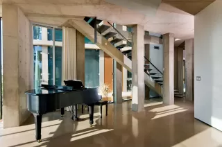 Photo #2: ML82009163 Listing