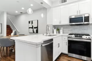 Photo #3: ML82009206 Listing