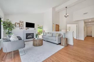 Photo #6: ML82009237 Listing