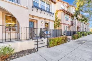 Photo #3: ML82009272 Listing 