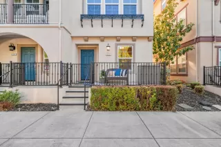 Photo #4: ML82009272 Listing 