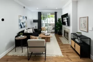 Photo #3: ML82009314 Listing 