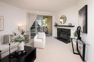 Photo #3: ML82009318 Listing