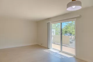 Photo #6: ML82009353 Listing 