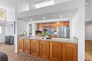 Photo #2: ML82009392 Listing 