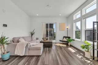 Photo #5: ML82009446 Listing 