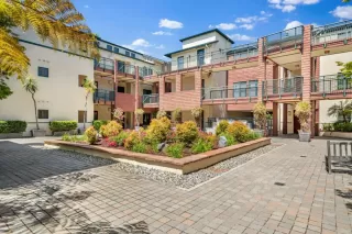 Photo #2: ML82009466 Listing