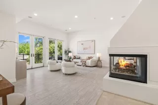 Photo #5: ML82009466 Listing