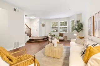 Photo #3: ML82009507 Listing