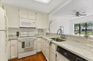 Photo #5: ML82009509 Listing 