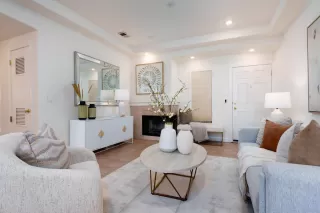 Photo #2: ML82009578 Listing 