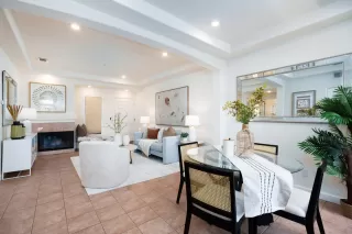 Photo #3: ML82009578 Listing 