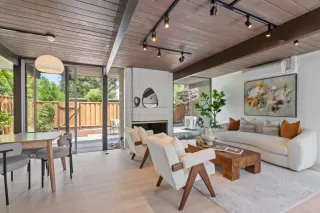 Photo #6: ML82009608 Listing 