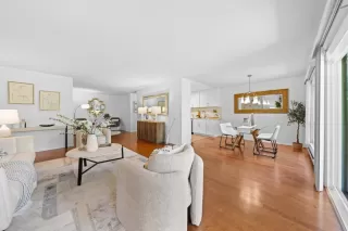 More Details about MLS # ML82009609 : 121 BUCKINGHAM DR 27