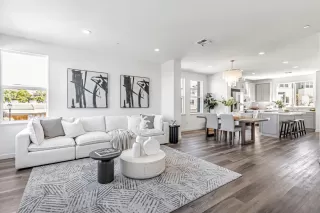 Photo #6: ML82009627 Listing 