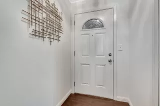 Photo #5: ML82009671 Listing 