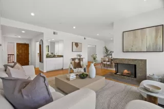 Photo #2: ML82009755 Listing 