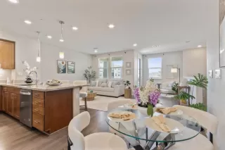 Photo #5: ML82009790 Listing