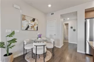 Photo #6: ML82009790 Listing