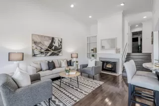 Photo #4: ML82009840 Listing 