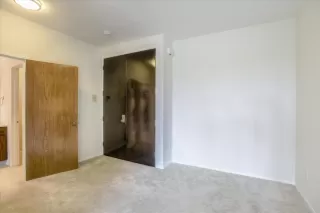 Photo #5: ML82009853 Listing 