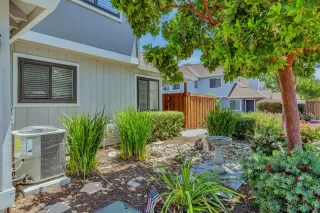 Photo #5: ML82009920 Listing 