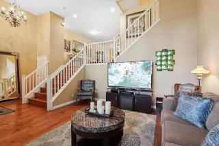 Photo #4: ML82009956 Listing 