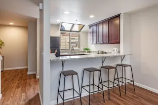 Photo #6: ML82010002 Listing 