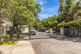 Photo #2: ML82010008 Listing 