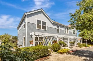 Photo #4: ML82010008 Listing 