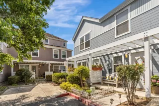 Photo #5: ML82010008 Listing 