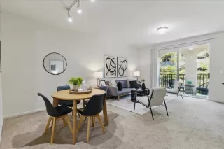 Photo #6: ML82010066 Listing 